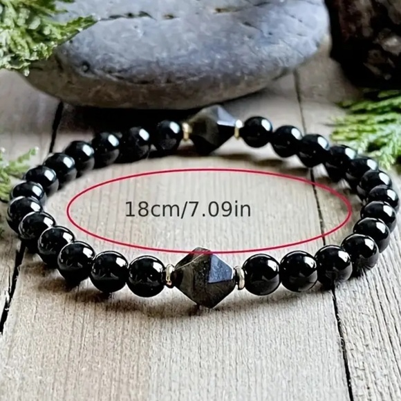 Manifestation and protection gemstone bracelet - Picture 4 of 4